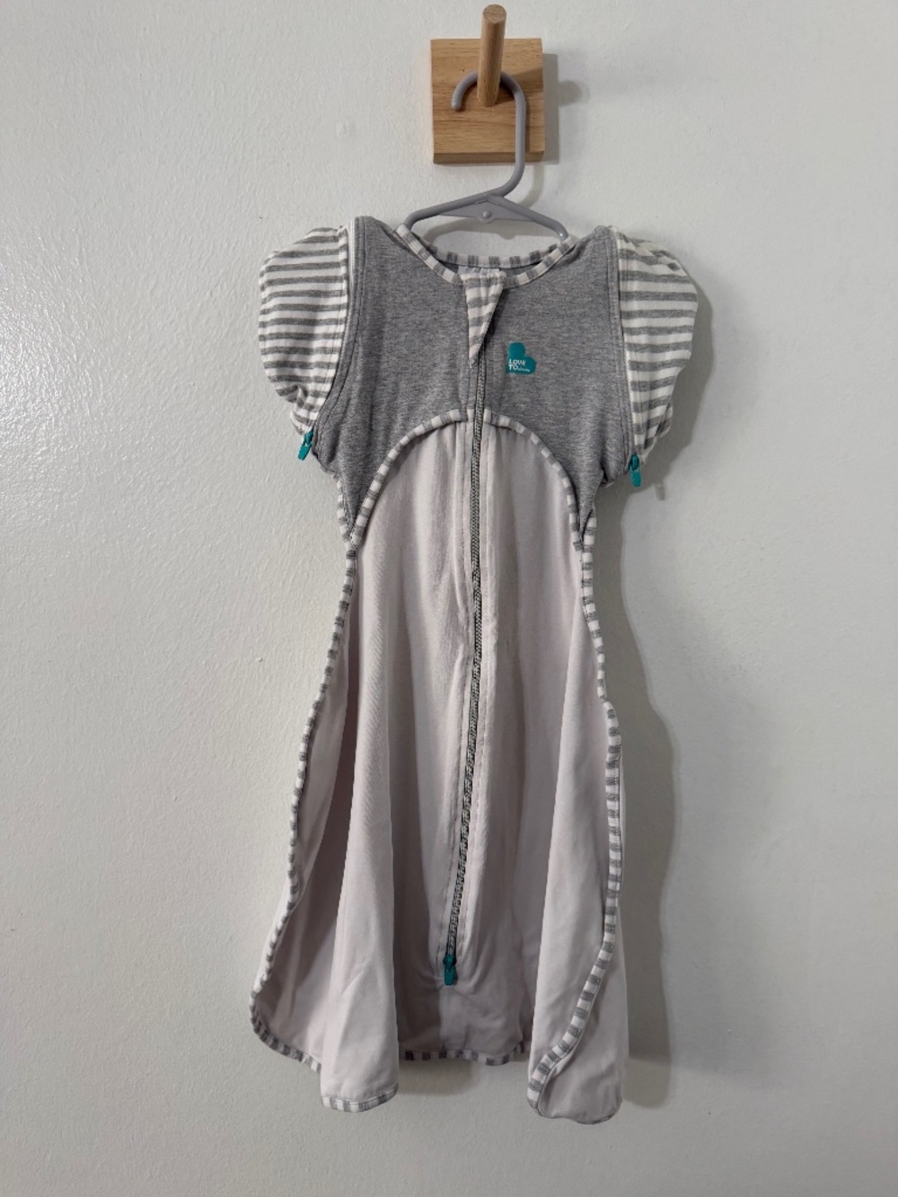 Love To Dream Swaddle Up Transition Bag White Grey Sleep Sack Med 1.0 Tog